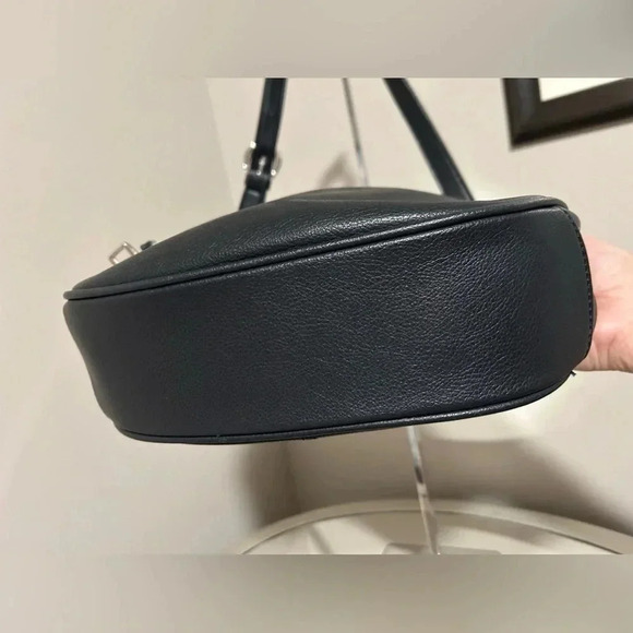 Gently Used AURELLE Navy Blue Leather Shoulder Bag - Picture 4 of 5